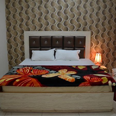 Heaven Blu Hotel & Resort Amritsar Exteriör bild