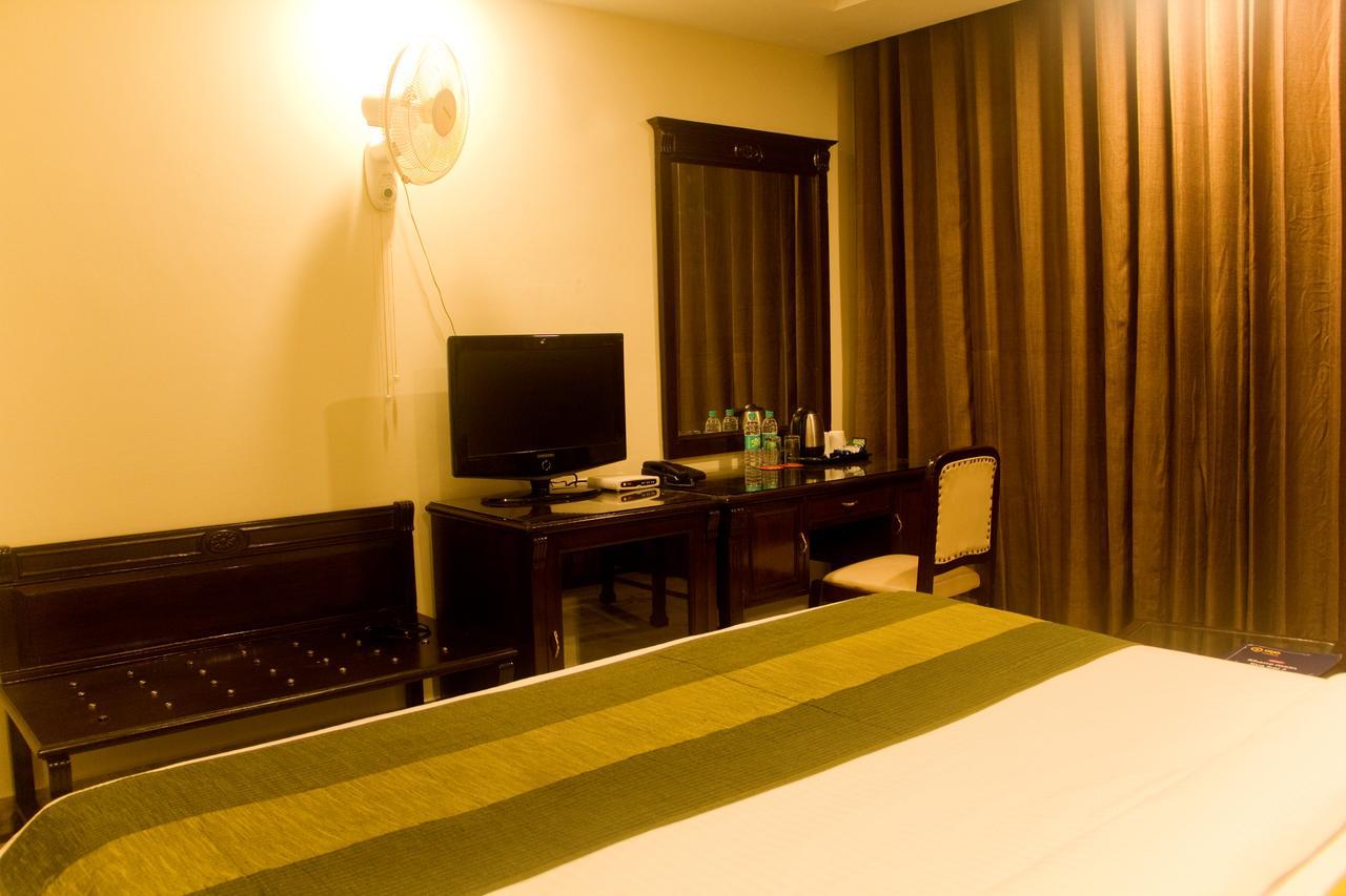 Heaven Blu Hotel & Resort Amritsar Exteriör bild