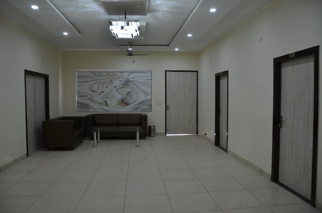 Heaven Blu Hotel & Resort Amritsar Exteriör bild