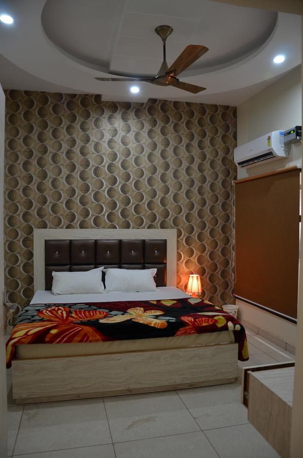Heaven Blu Hotel & Resort Amritsar Exteriör bild
