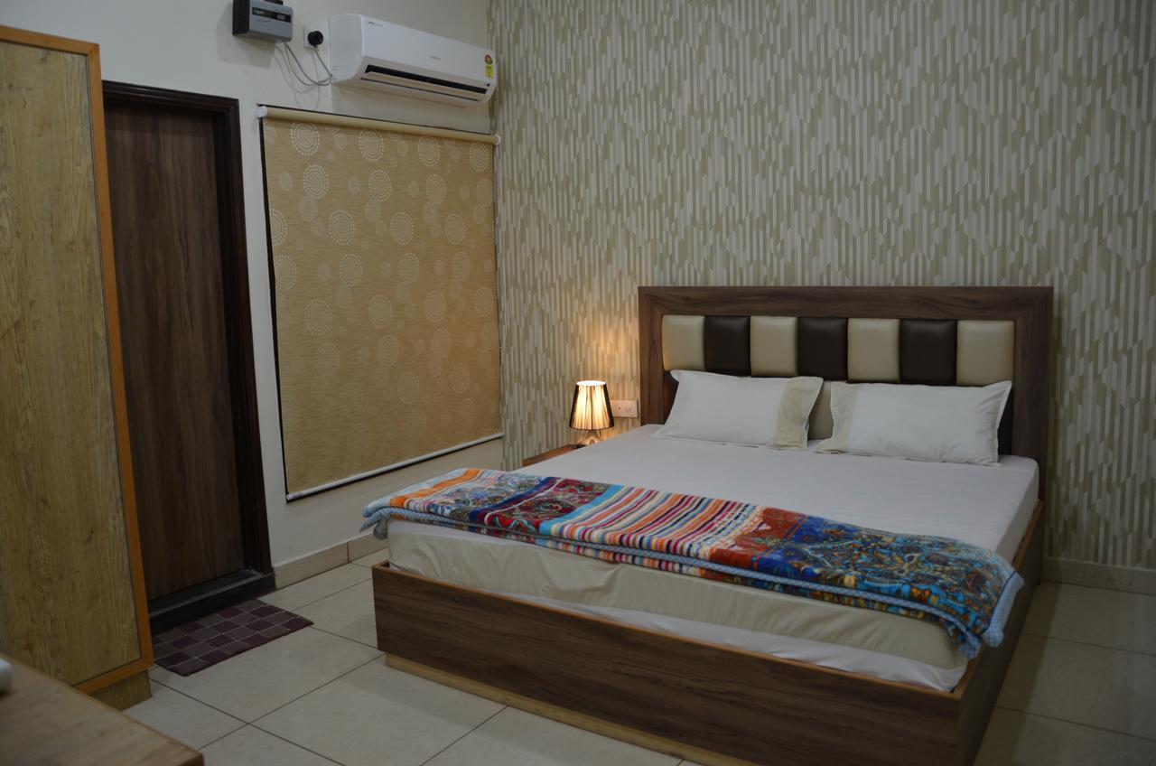 Heaven Blu Hotel & Resort Amritsar Exteriör bild