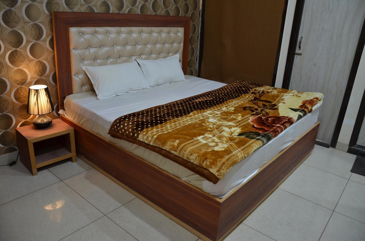 Heaven Blu Hotel & Resort Amritsar Exteriör bild